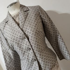 Gray blazer size 6